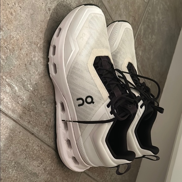 On Running Women’s White and Black Cloudnova X Sneakers - Picture 3 of 13